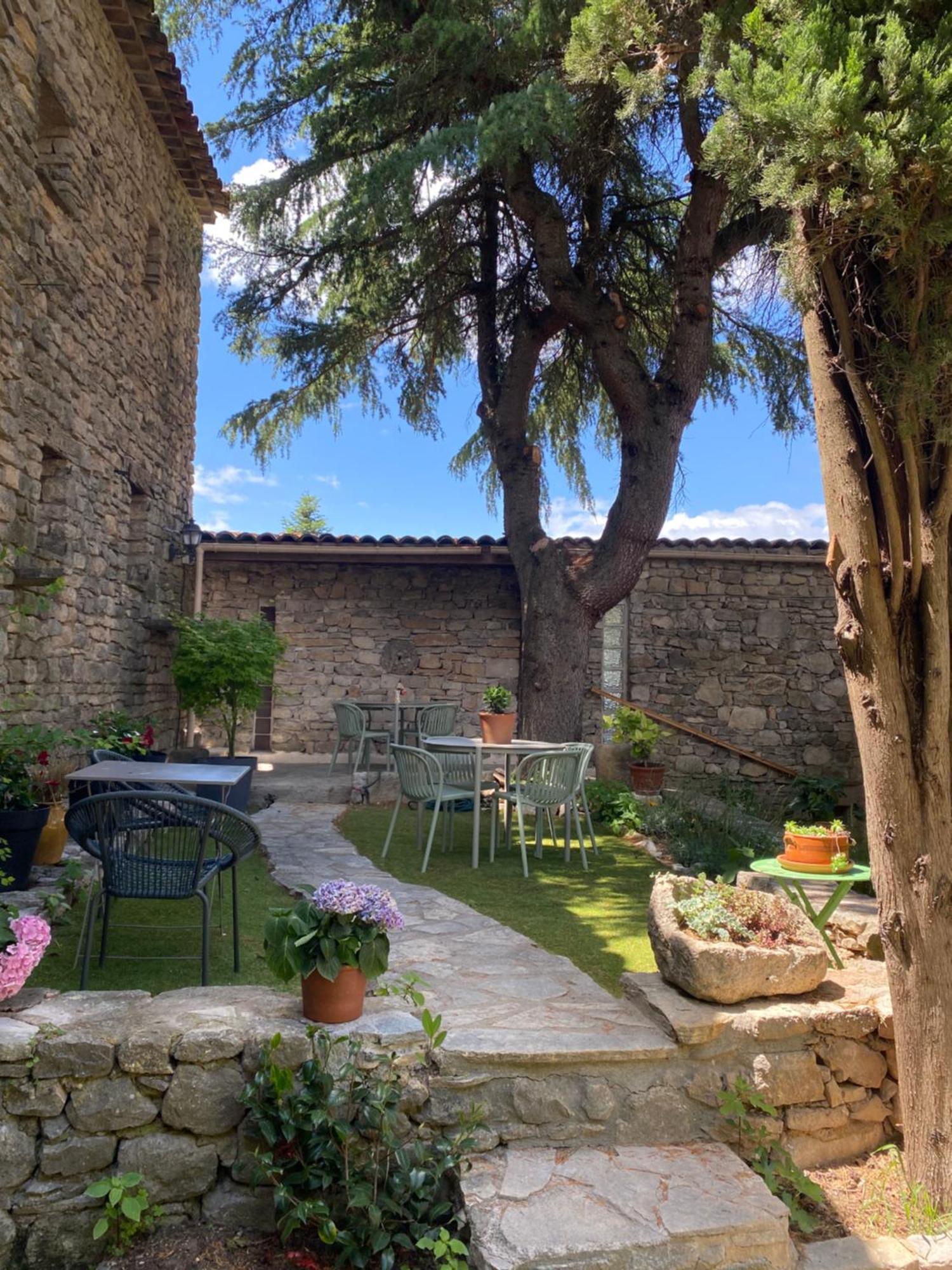 Auberge Du Boisset Saint-Martin-de-Castillon Bagian luar foto